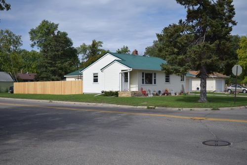 103 Pine Ave N, Thief River Falls, MN, 56701-2410 | Card Image