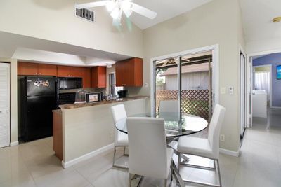 4462 Country Grove Boulevard, Condo with 2 bedrooms, 2 bathrooms and null parking in West Palm Beach FL | Image 3