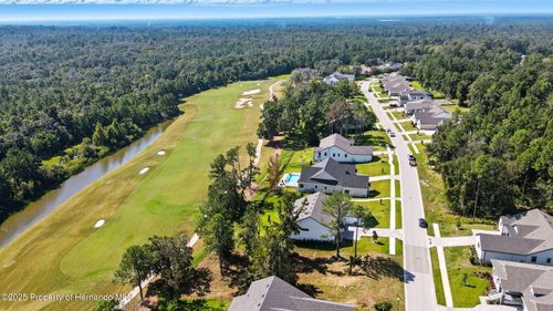 3985 Southern Valley Loop, BROOKSVILLE, FL, 34601-6503 | Card Image