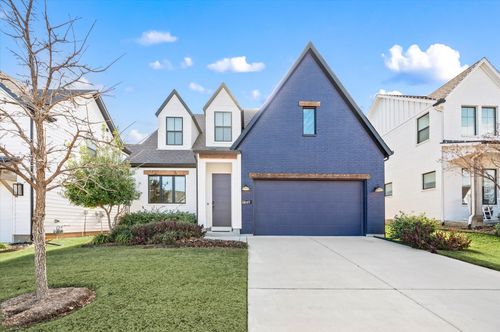 449 Jones St, Grapevine, TX, 76051-3319 | Card Image