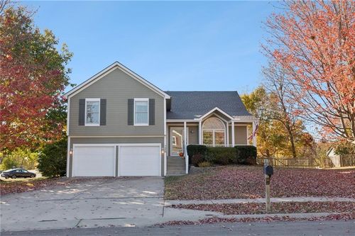 7336 N Wallace Ave, Kansas City, MO, 64158-1209 | Card Image