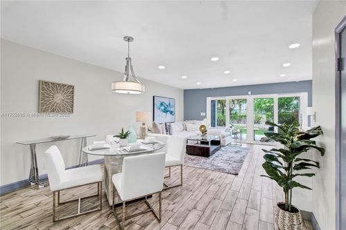 17-20416 Ne 34th Ct, Aventura, FL, 33180-1612 | Card Image
