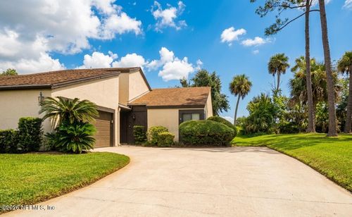 7841 Baymeadows Cir W, Jacksonville, FL, 32256-1824 | Card Image