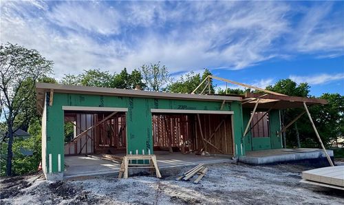8638 Eagle Creek Drive, De Soto, KS, 66018 | Card Image