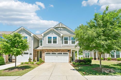 1325 Southern Sugar Dr, Charlotte, NC, 28262-2814 | Card Image
