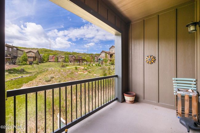 13579 N Hillclimb Ln, Condo with 3 bedrooms, 3 bathrooms and null parking in Kamas UT | Image 10