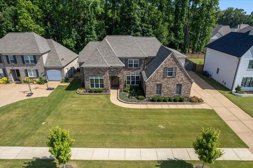 10506 Ashlyn Valley Dr, Lakeland, TN, 38002-2548 | Card Image