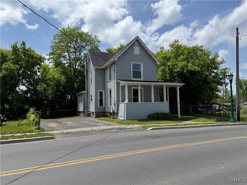 241 W Main St, Watertown, NY, 13601-1911 | Card Image