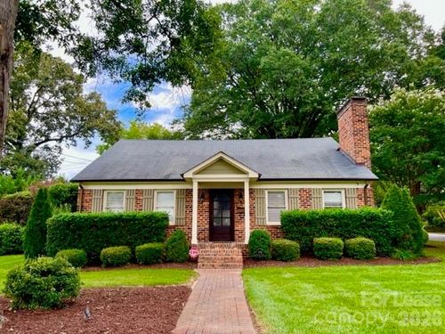 5465 Topping Pl, Charlotte, NC, 28209-3444 | Card Image