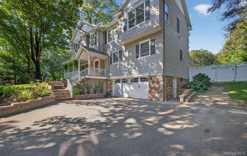 171 Dix Hills Rd, Dix Hills, NY, 11746-4604 | Card Image