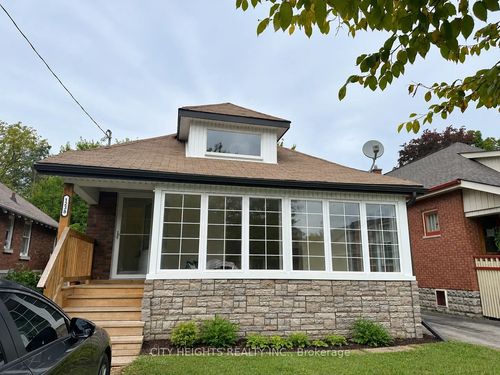1238 York St, London, ON, N5W2V2 | Card Image