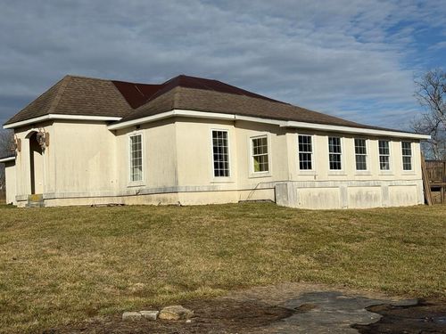 4796 Ky-490, East Bernstadt, KY, 40729 | Card Image