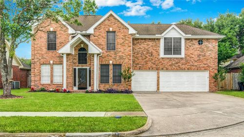 1810 Oakleaf Cir, Pearland, TX, 77581-6171 | Card Image