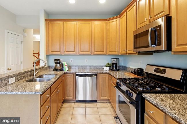 11434 Grandview Ave, Townhouse with 3 bedrooms, 4 bathrooms and null parking in WHEATON MD | Image 11