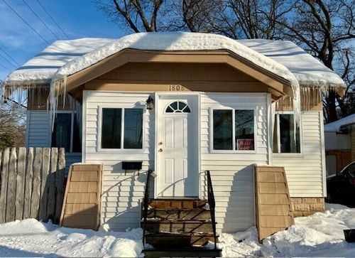 1808 Mcilwraith St, Muskegon, MI, 49442-5747 | Card Image