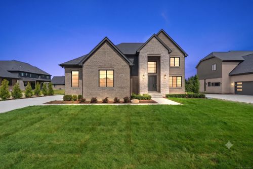 57242 Veridian Blvd, Washington Township, MI, 48094-4020 | Card Image