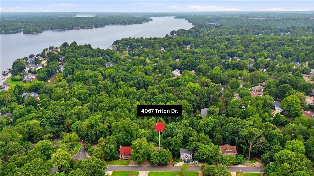 Residential in Tega Cay 2