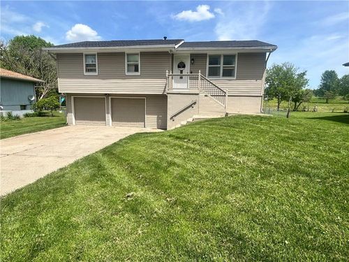 211 Carla St, Excelsior Springs, MO, 64024-1110 | Card Image