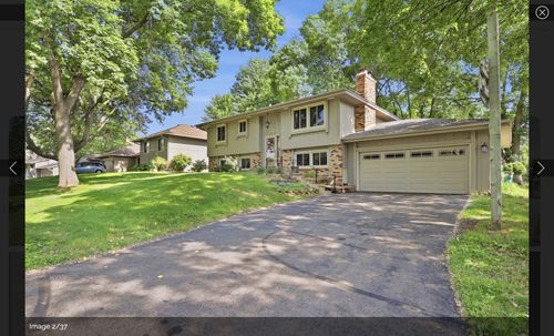 8548 Irwin Rd, Bloomington, MN, 55437-1523 | Card Image