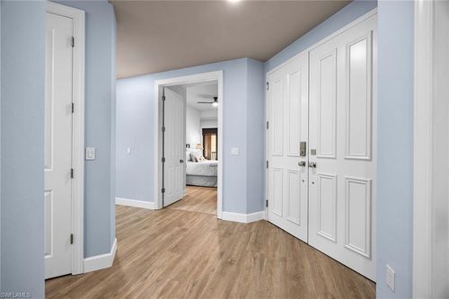 apt-203-10620 Gulf Shore Dr, NAPLES, FL, 34108-2091 | Card Image