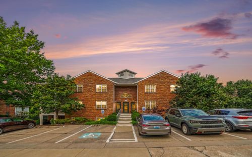 107 Spindle Top Ln, Fort Thomas, KY, 41075-4017 | Card Image