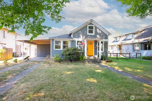 568 G St, Blaine, WA, 98230-5123 | Card Image