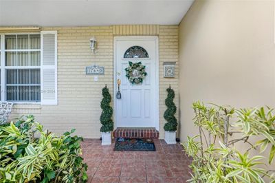 17640 Sw 84th Ct, House other with 3 bedrooms, 2 bathrooms and null parking in Palmetto Bay FL | Image 3