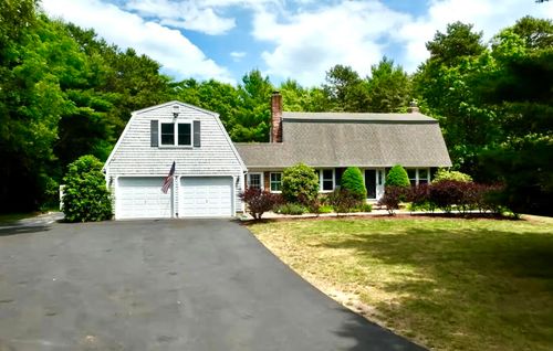 501 County Rd, Pocasset, MA, 02559-1904 | Card Image