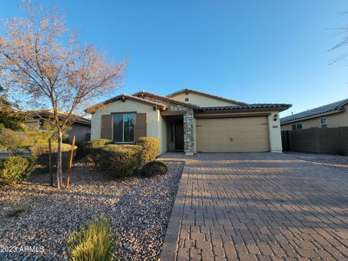 2671 E Daniel Dr, Gilbert, AZ, 85298-0570 | Card Image