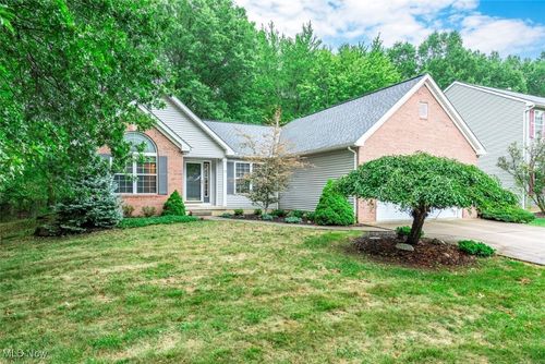 32842 Elm Dr, Avon, OH, 44011-1454 | Card Image