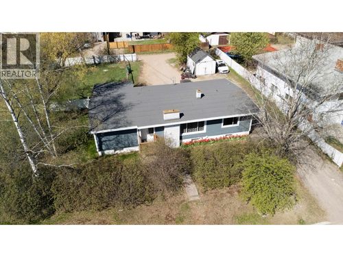 585 Gillett St, Prince George, BC, V2M2T8 | Card Image