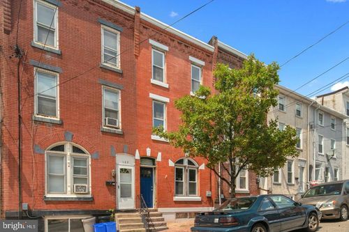 125 Ripka St, PHILADELPHIA, PA, 19127-1906 | Card Image