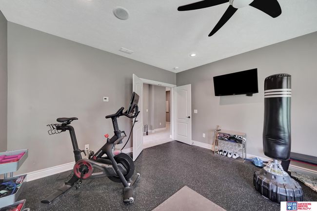 2020 Ridgeline Dr, House other with 5 bedrooms, 4 bathrooms and 3 parking in Lincoln NE | Image 59