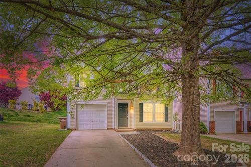 2013 Beckwith Ln, Waxhaw, NC, 28173-9088 | Card Image