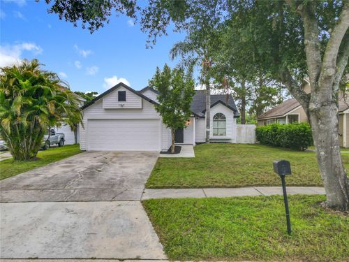 2160 Churchill Downs Cir, ORLANDO, FL, 32825-8740 | Card Image