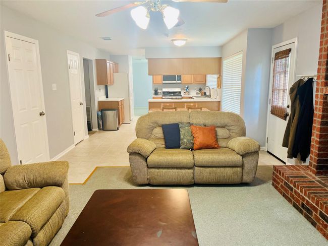 LIVING ROOM | Image 23