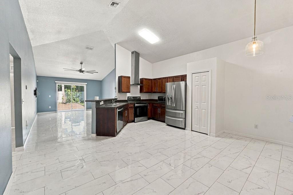 Residential Lease in APOPKA 3