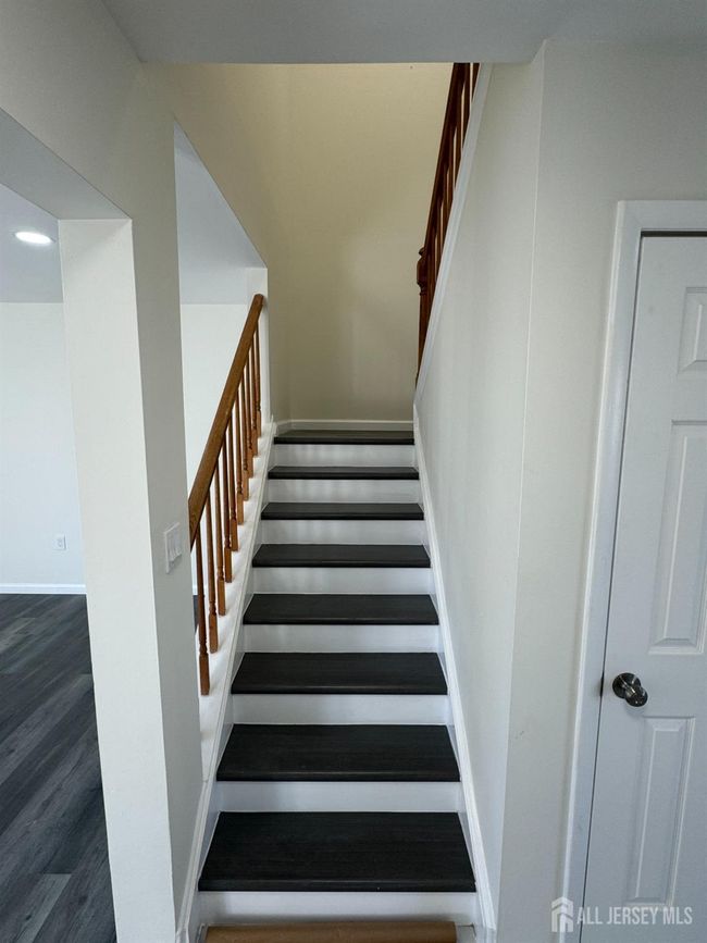 17 Spyglass Ct, Townhouse with 2 bedrooms, 2 bathrooms and null parking in East Windsor NJ | Image 9