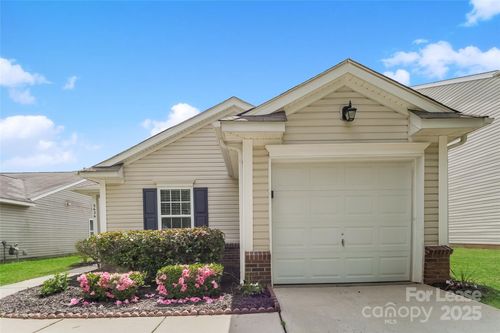 3626 Charterhall Ln, Charlotte, NC, 28215-7801 | Card Image