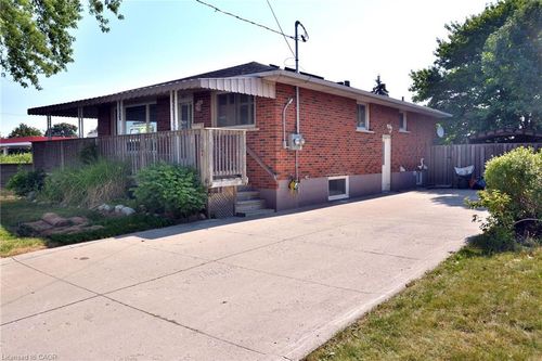 867 Upper Sherman Ave, Hamilton, ON, L8V3N2 | Card Image