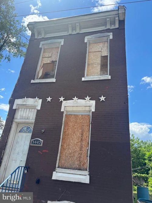 3442 N Sydenham St, PHILADELPHIA, PA, 19140-5017 | Card Image
