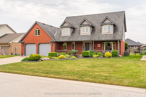 47 Manley Dr, Dorchester, ON, N0L1G3 | Card Image