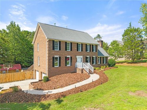 733 Old Mill Rd, High Point, NC, 27265-9677 | Card Image