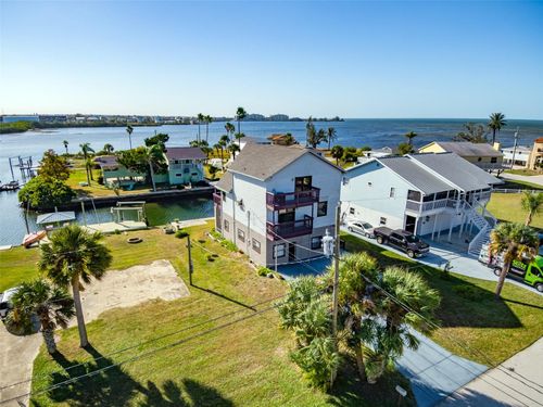 6436 Driftwood Dr, HUDSON, FL, 34667-1018 | Card Image