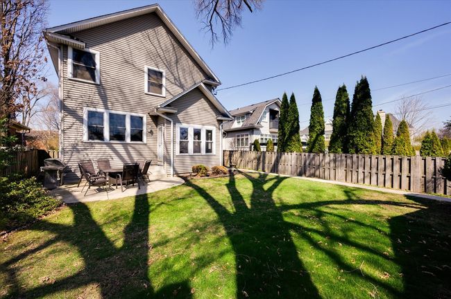 221 N Illinois St, House other with 4 bedrooms, 4 bathrooms and 2 parking in Elmhurst IL | Image 34