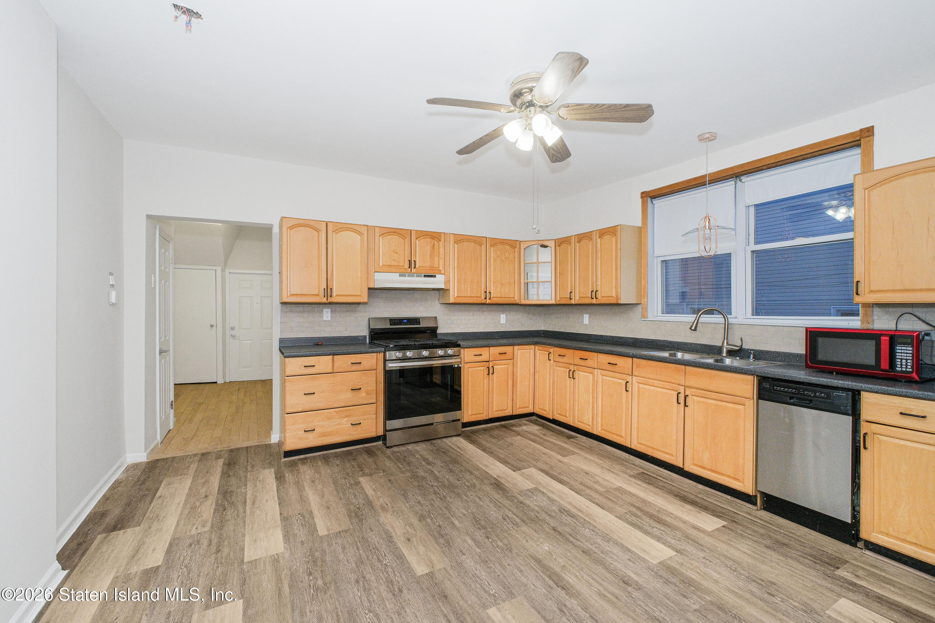 Residential Lease in Staten Island 5