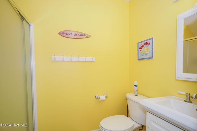 106 Se 21 St St, House other with 4 bedrooms, 3 bathrooms and 2 parking in Oak Island NC | Image 20