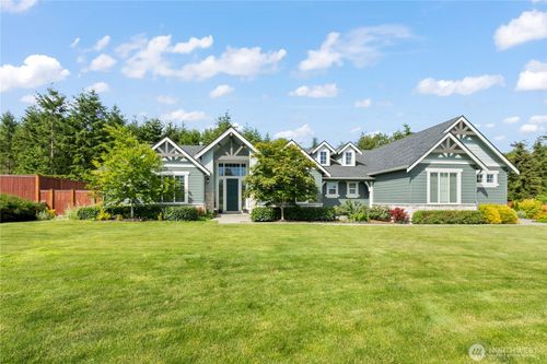 16814 63rd Ave Nw, Stanwood, WA, 98292-6604 | Card Image