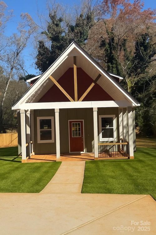 510 N Mulberry St, Cherryville, NC, 28021-2428 | Card Image