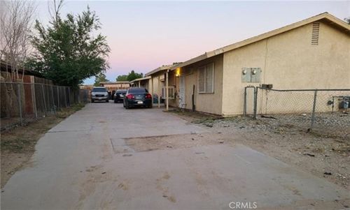 apt-a-18605 New Hampshire St, Adelanto, CA, 92301-7006 | Card Image